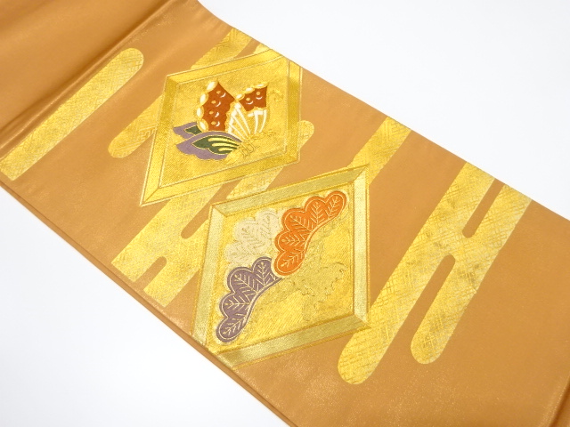 菱に松模様刺繍袋帯